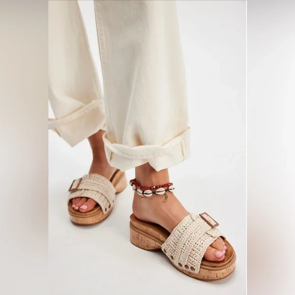 FREE PEOPLE/KELSI DAGGER Paulie Cork Flatform Sandals - Picture 2 of 15